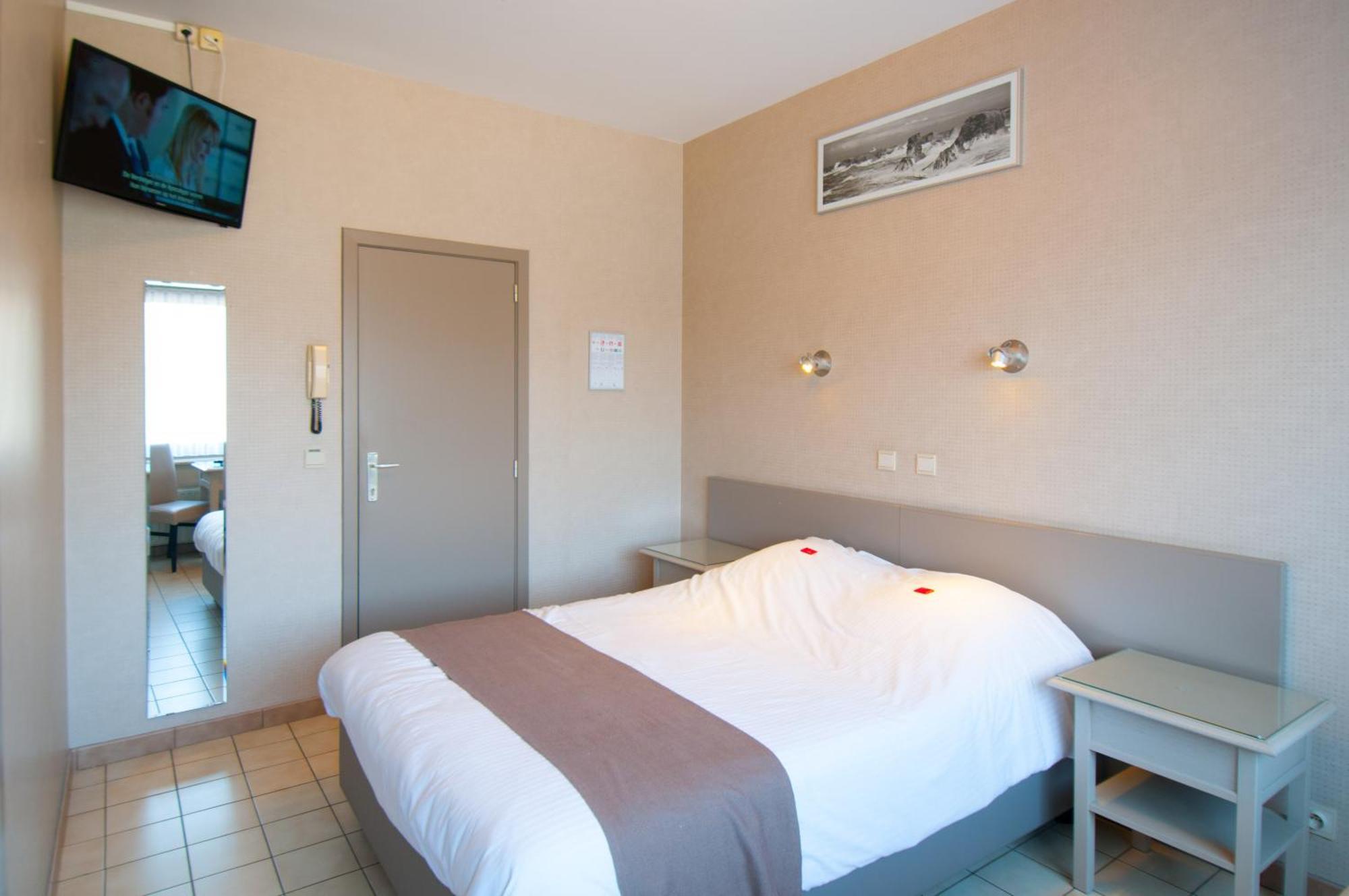Hotel De Golf Bredene Rum bild