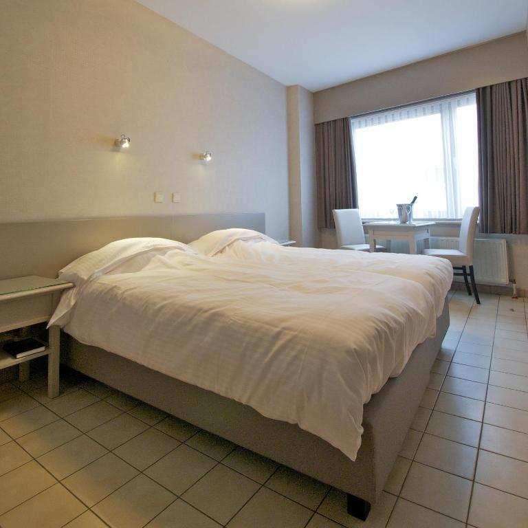 Hotel De Golf Bredene Exteriör bild