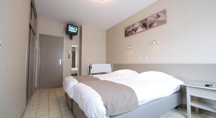 Hotel De Golf Bredene Rum bild