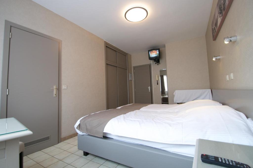 Hotel De Golf Bredene Rum bild