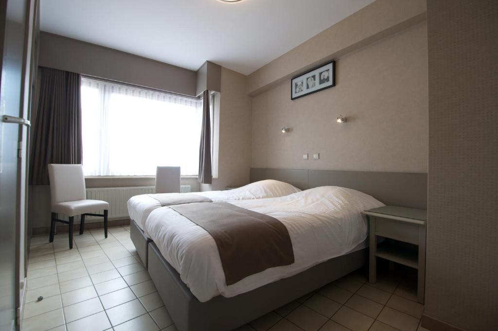 Hotel De Golf Bredene Rum bild
