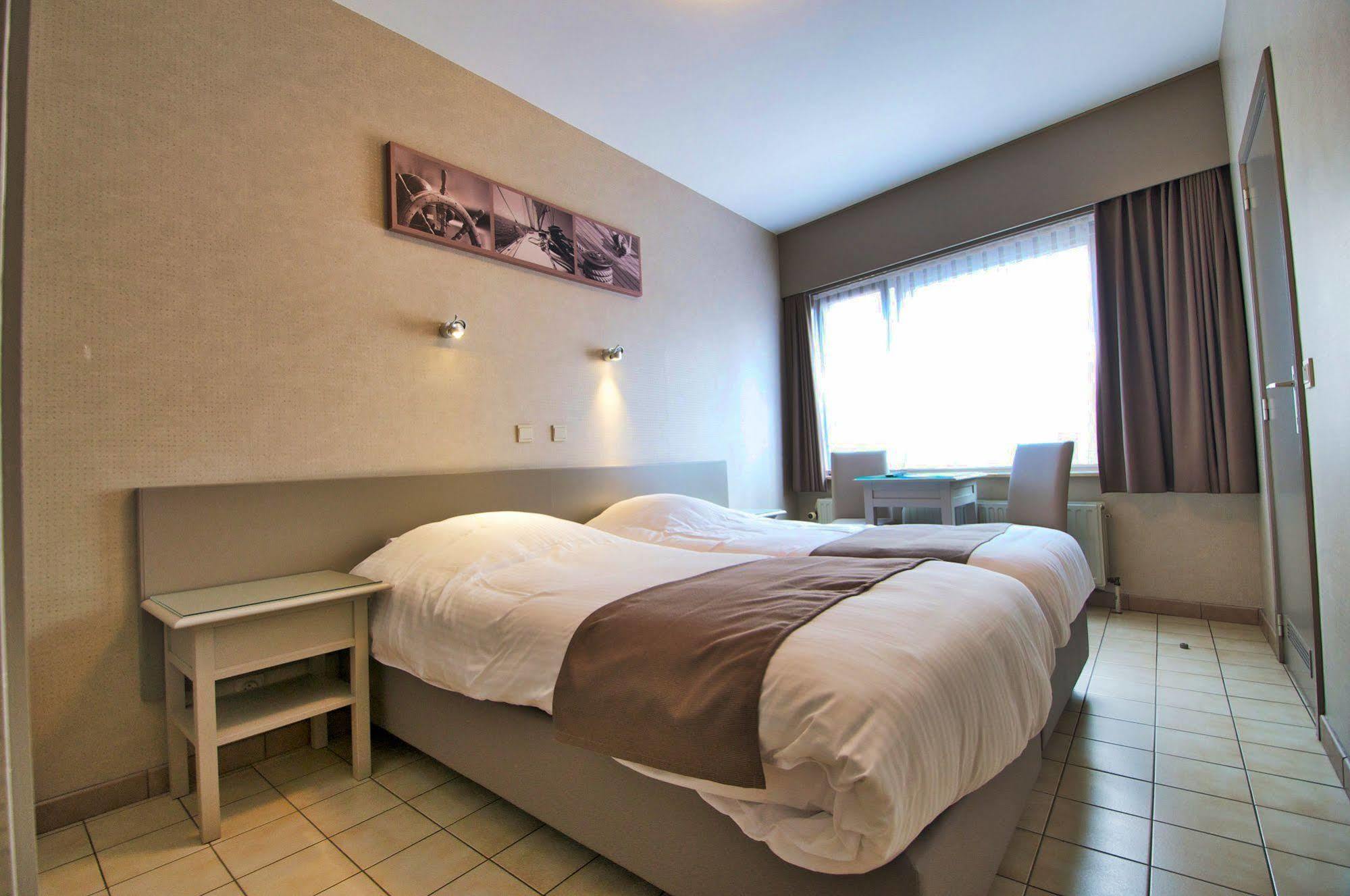 Hotel De Golf Bredene Exteriör bild