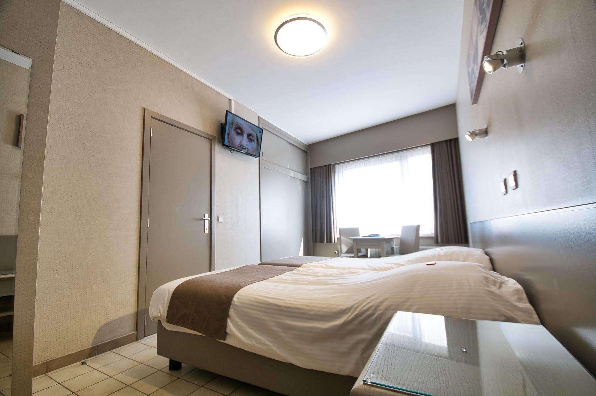 Hotel De Golf Bredene Exteriör bild